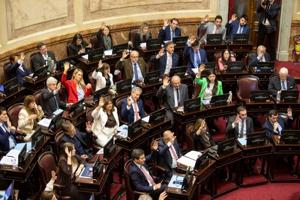 Sesión del Senado 24-9  NA