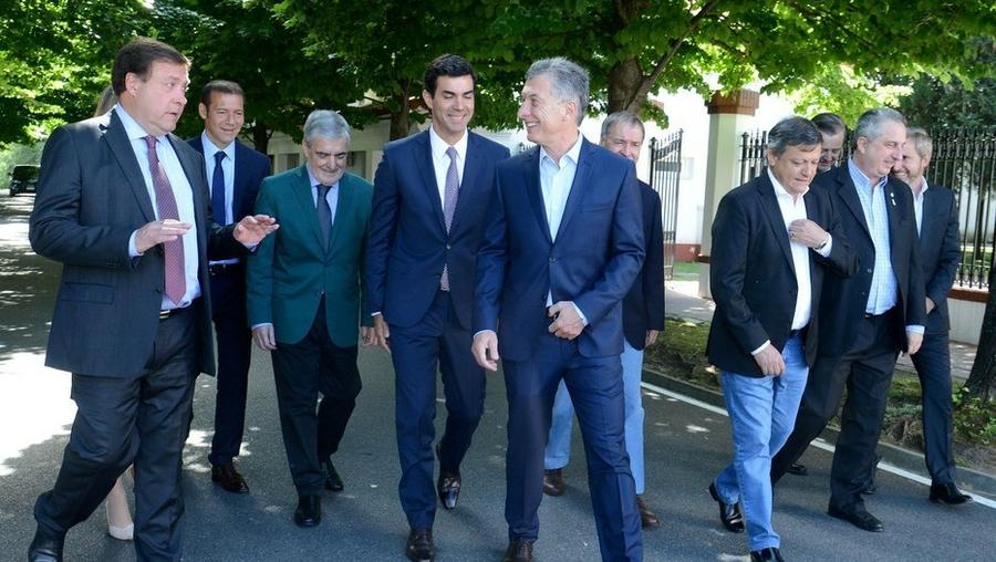 Macri y gobernadores by DyN