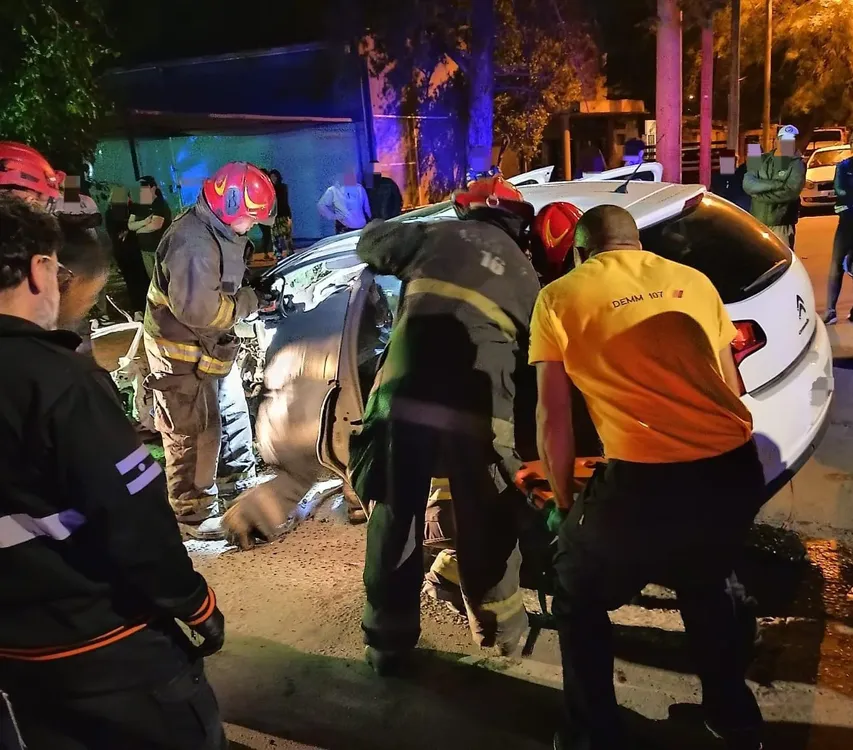 Rescate de persona aprisionada (Policía)