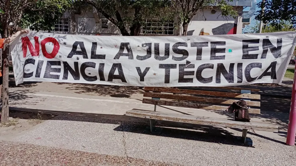 Conicet ajuste a la ciencia by ATE Córdoba