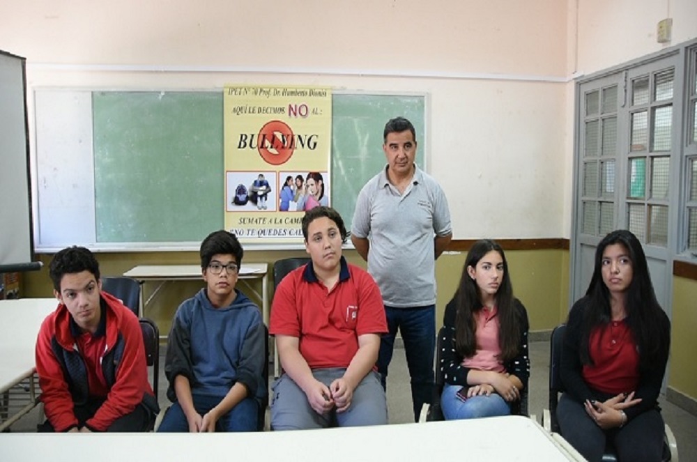 No al Bullying by prensa Gobierno de Córdoba 01