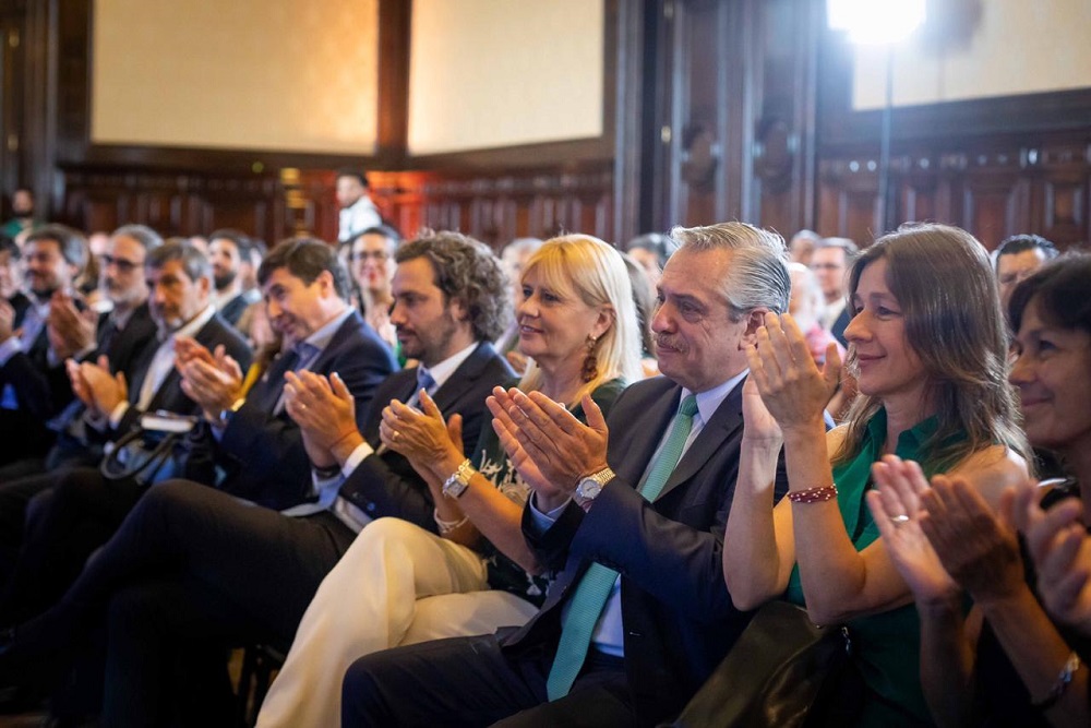 Capacitaciones ministros género by Presidencia