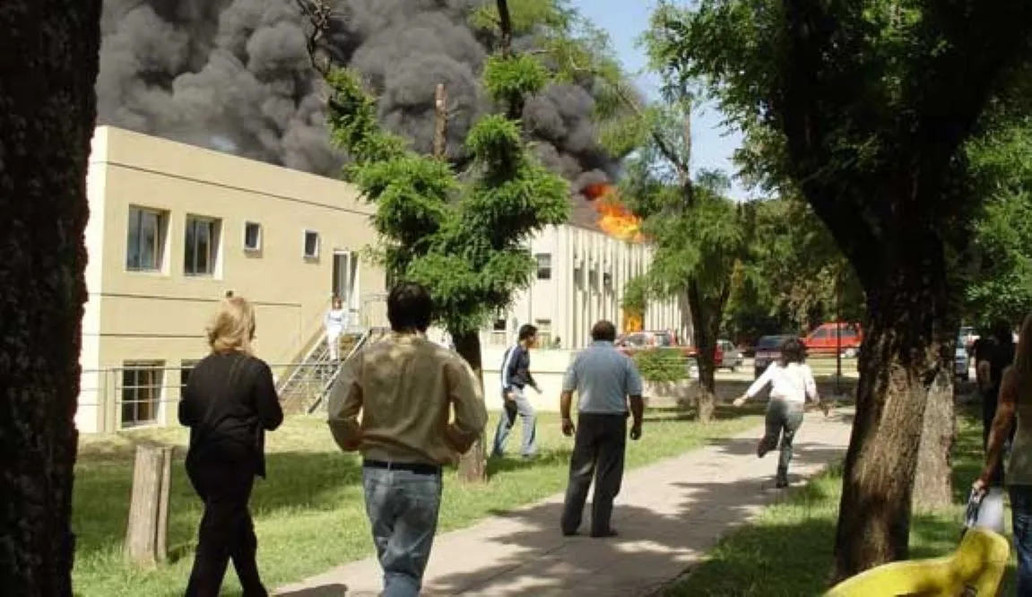 Explosión en la UNRC (Cita Directa)