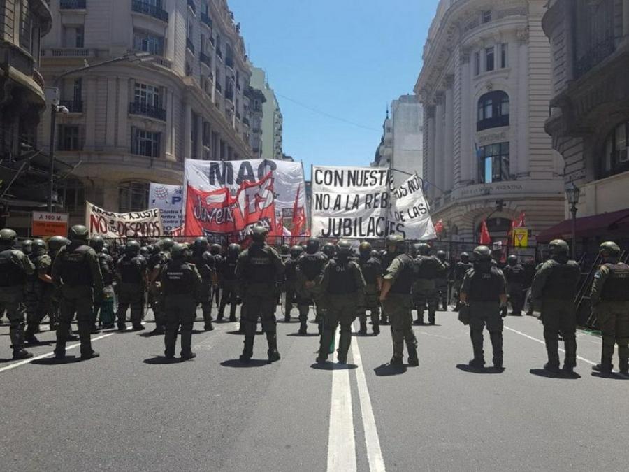 Reforma gendarmería incidentes reforma @futurockok