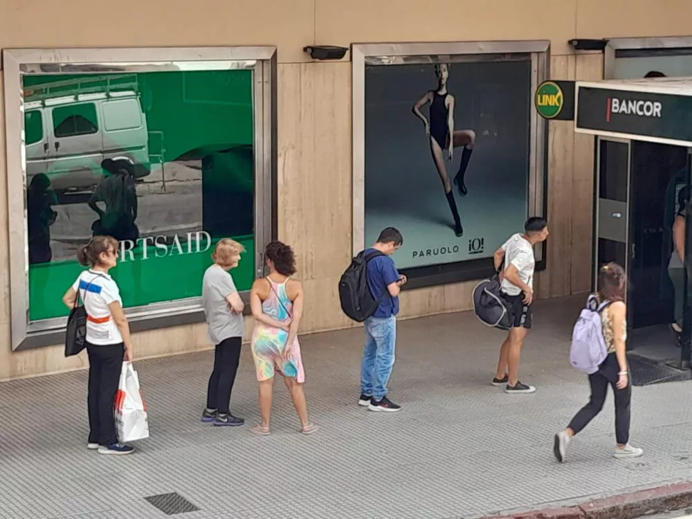 Calor en la ciudad by LNM