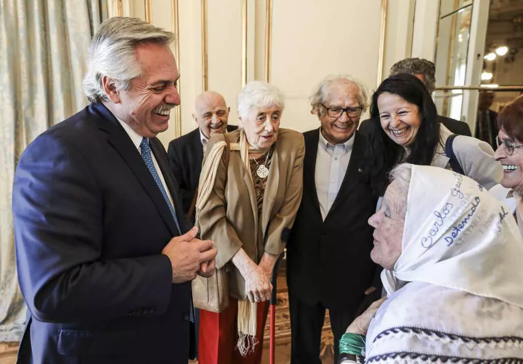 Fernández y Norita Cortiñas by NA