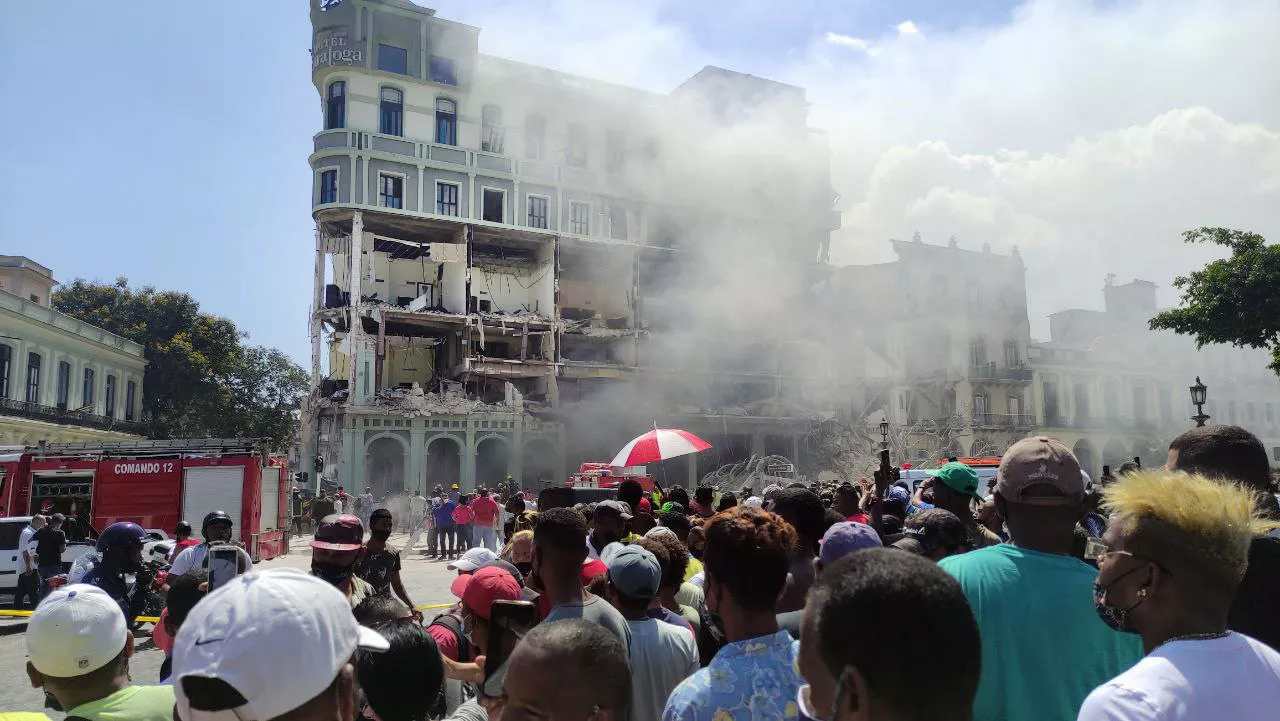 Explosión hotel Cuba by NA