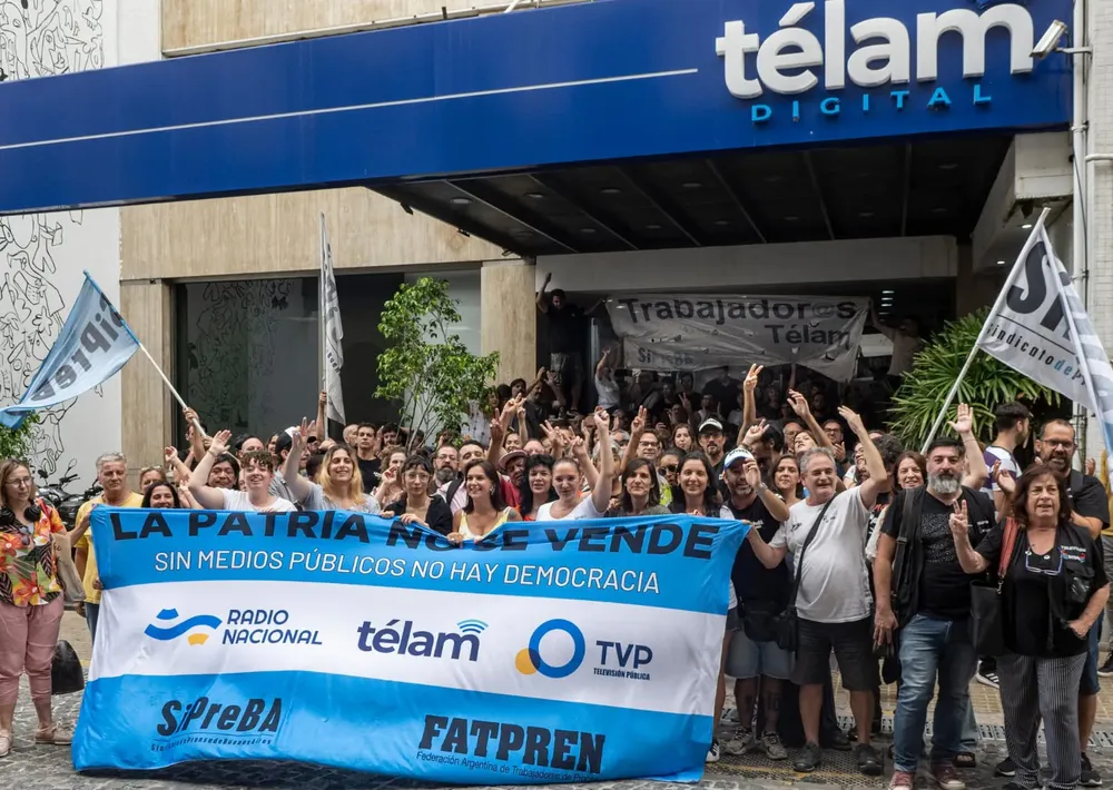 Milei anunció el cierre de la agencia Télam y diversas voces cuestionaron  la medida