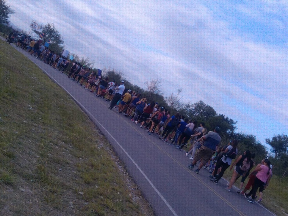 caminata por educación