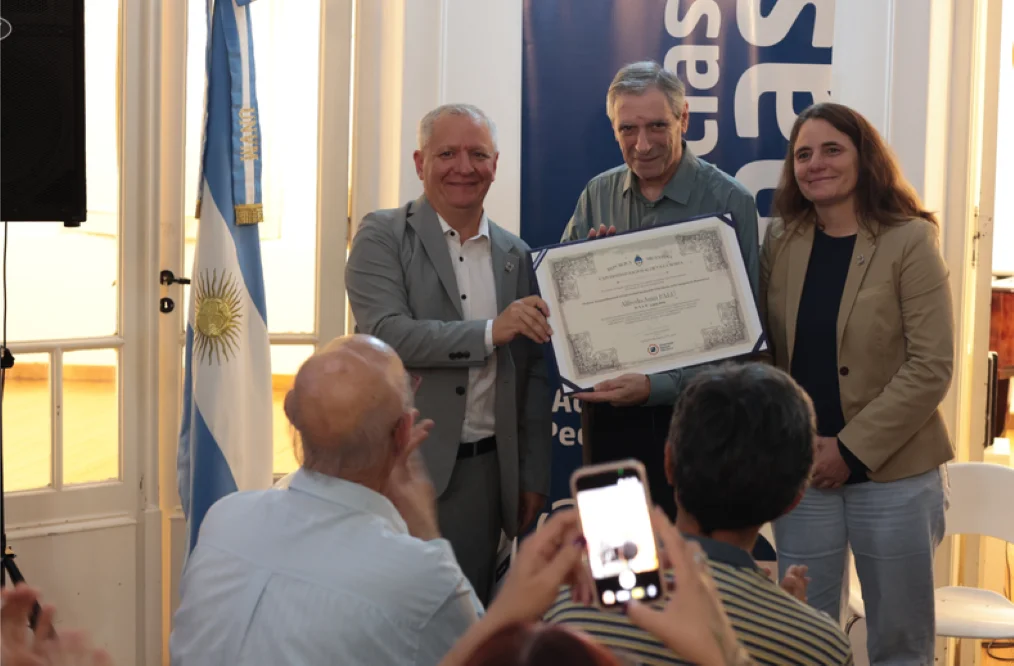 Falu profesor Honorario by Eduvin
