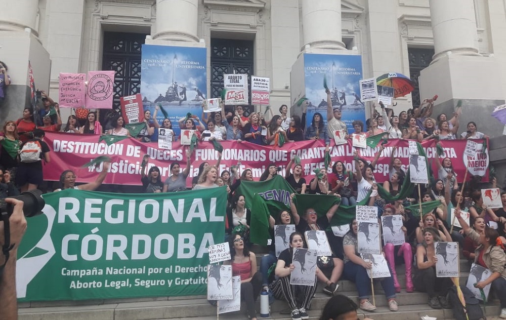 Femicidios Ni una menos by Florencia Gordillo