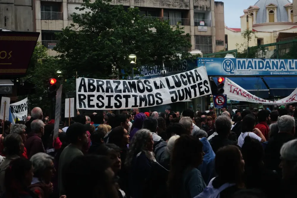 24m por lucrecia bianchini