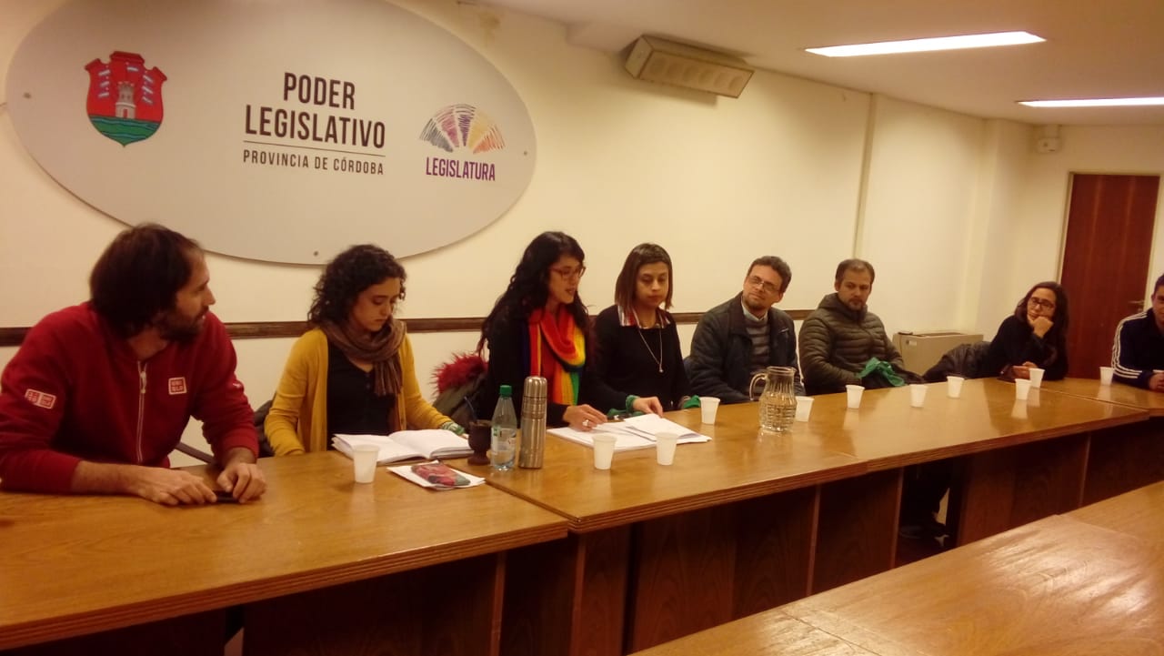 persecución colegios confesionales aborto