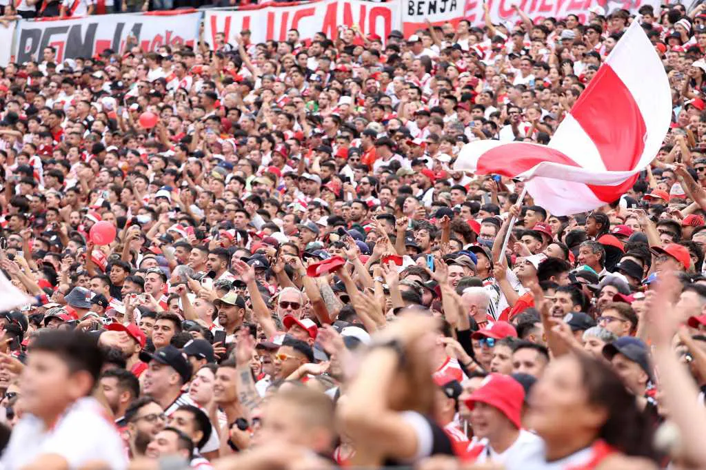 Mas Monumental NA
