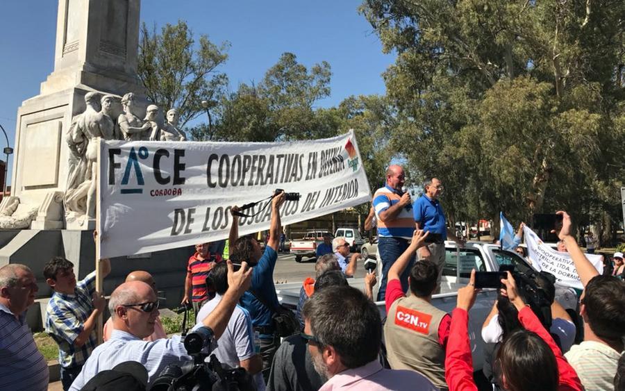 cooperativas marcha foto de andy ferreira
