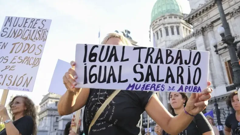 Igual trabajo igual salario (NA)