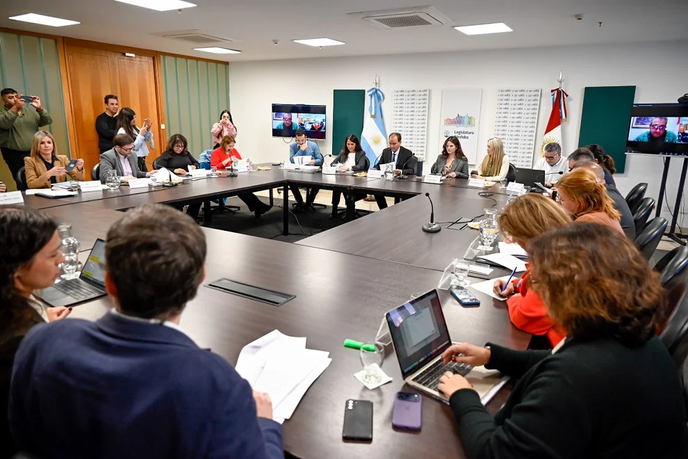 Debate en comisión del proyecto para crear el Régimen de Protección de Víctimas de Delitos (Legislatura de Córdoba)