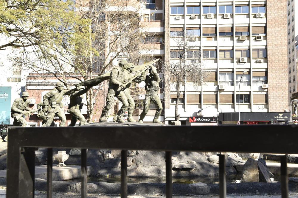 rejas monumento heroe de malvina @muni (2)