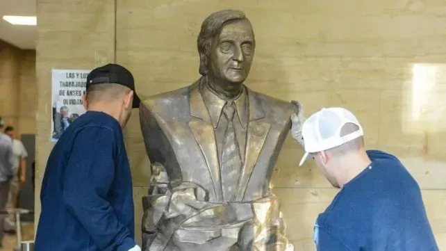 Busto de Kirchner