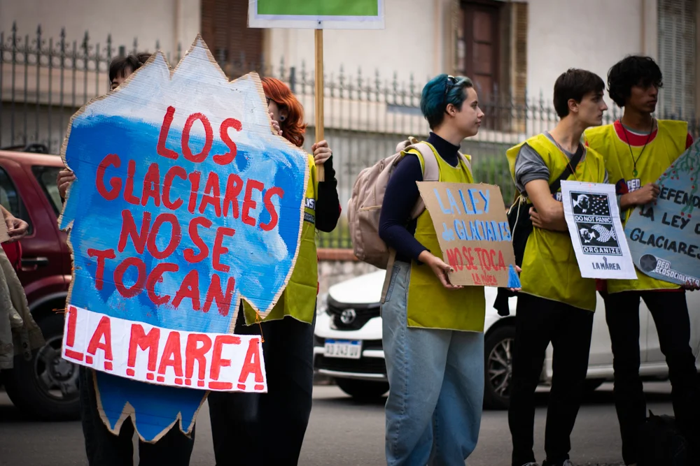 Actividad en defensa de los glaciares (Matilde Gudiño) 012