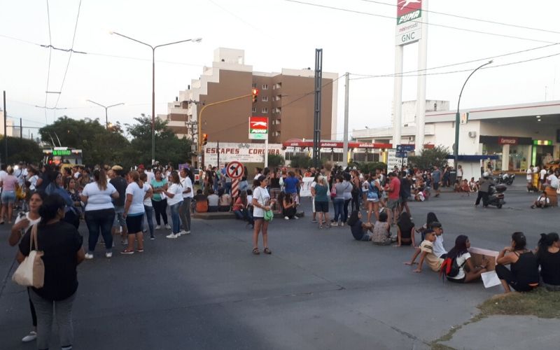 Setada por Sathya Aldana @FedeJelic