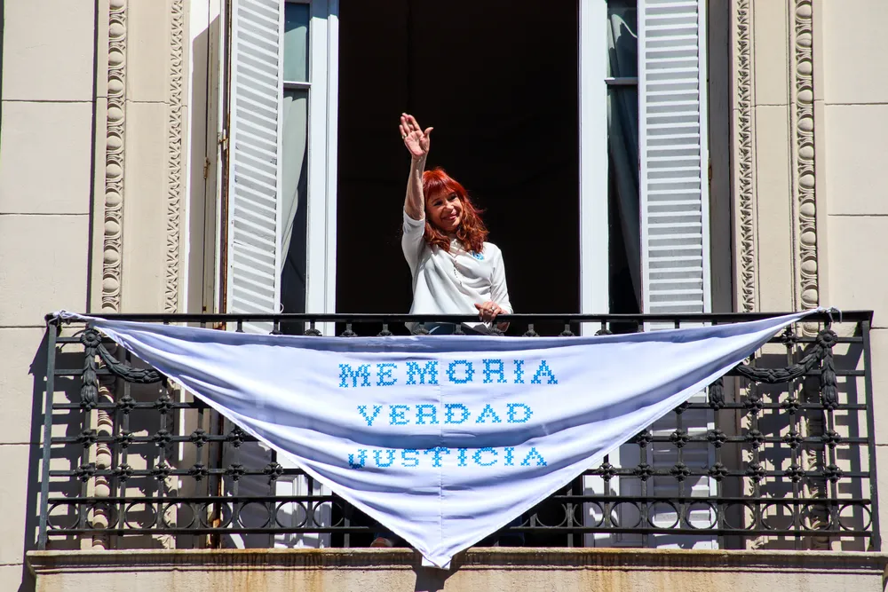 24M Maximiliano Diana LNM