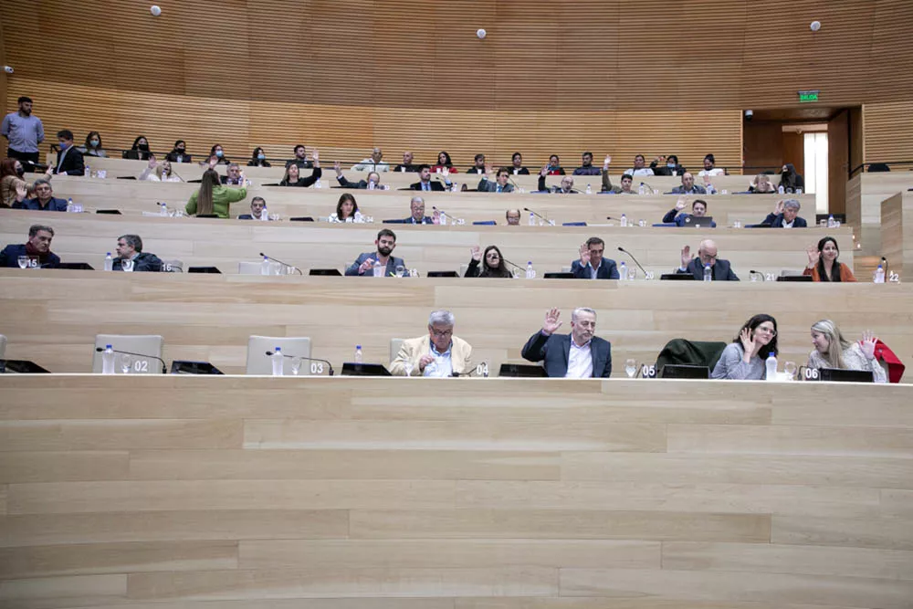 El oficialismo impone su agenda en la Unicameral. Pese a las críticas opositoras este miércoles aprobó la Cuenta de Inversión correspondiente al ejercicio financiero 2021