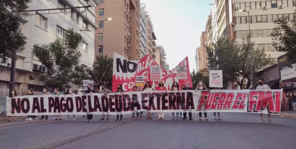 marcha contra el fmi mst
