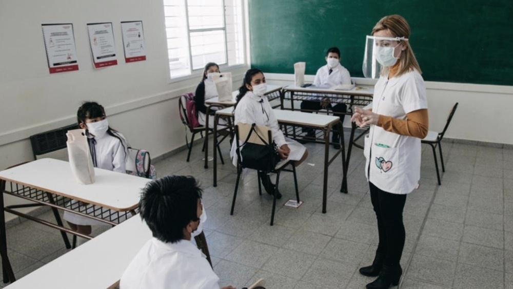 retorno de clases by gentileza
