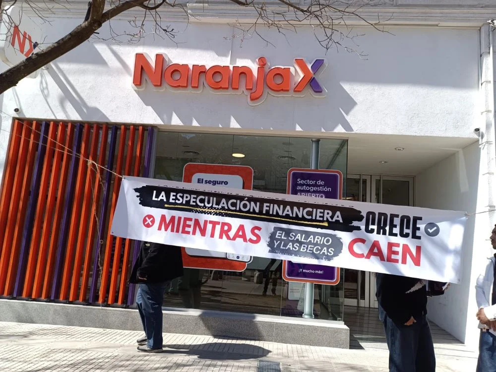 Protesta endeudados by ElDiarioDelCentro