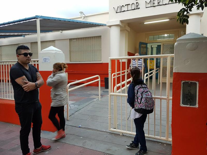escuela robada