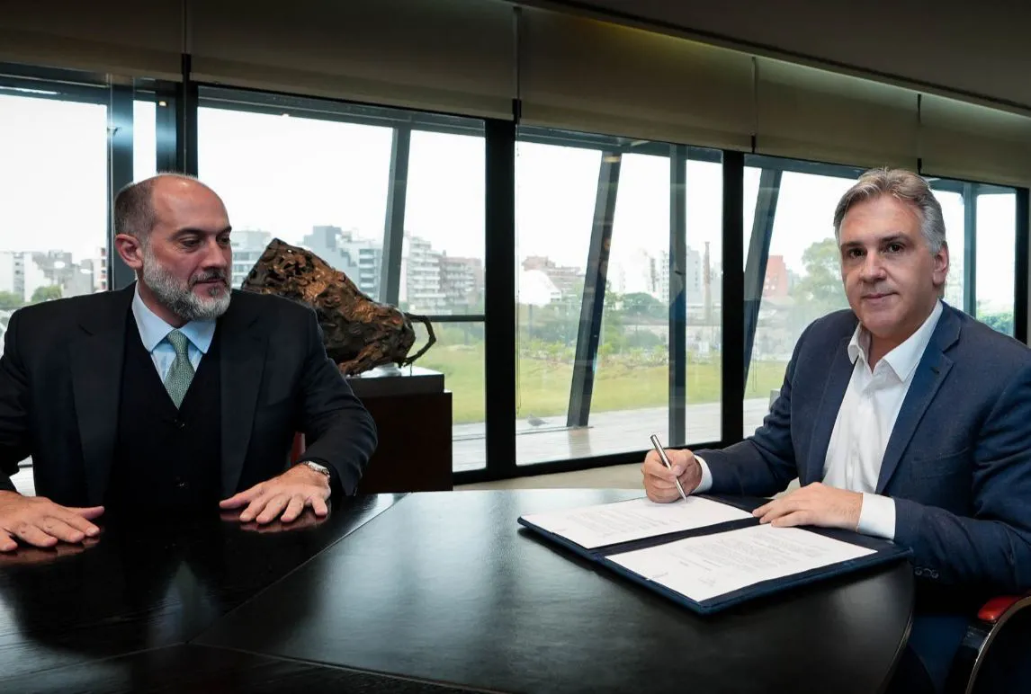Decreto de Martín Llaryora de transformación de las agencias