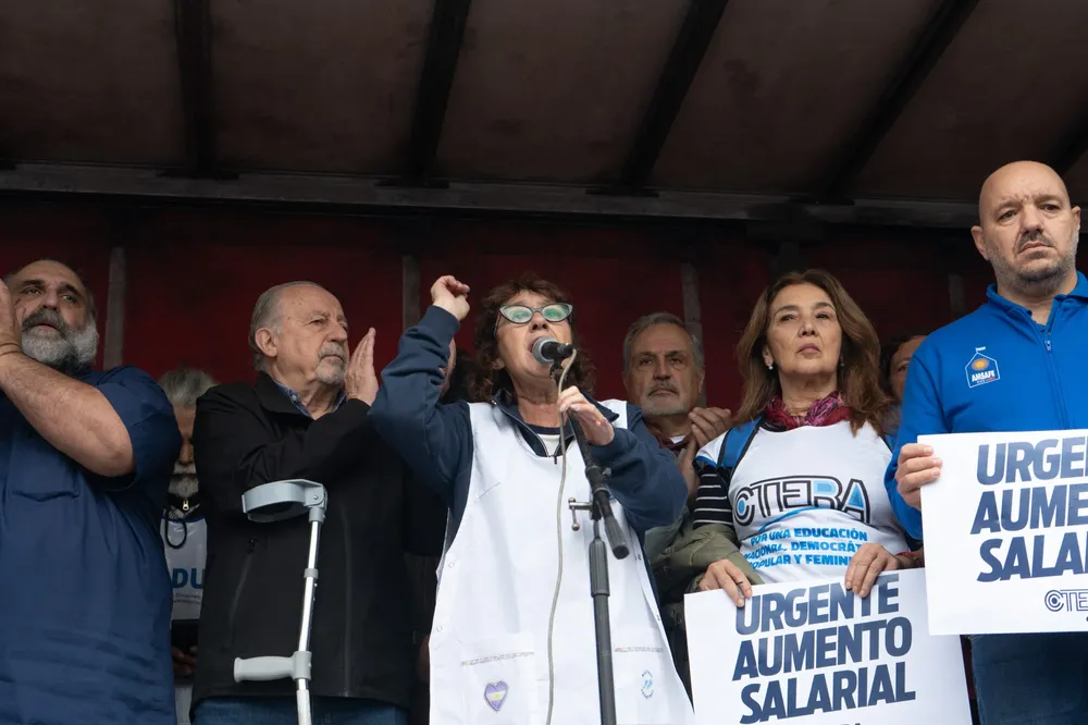 Sonia Alesso en marcha por el paro nacional docente (CTERA)