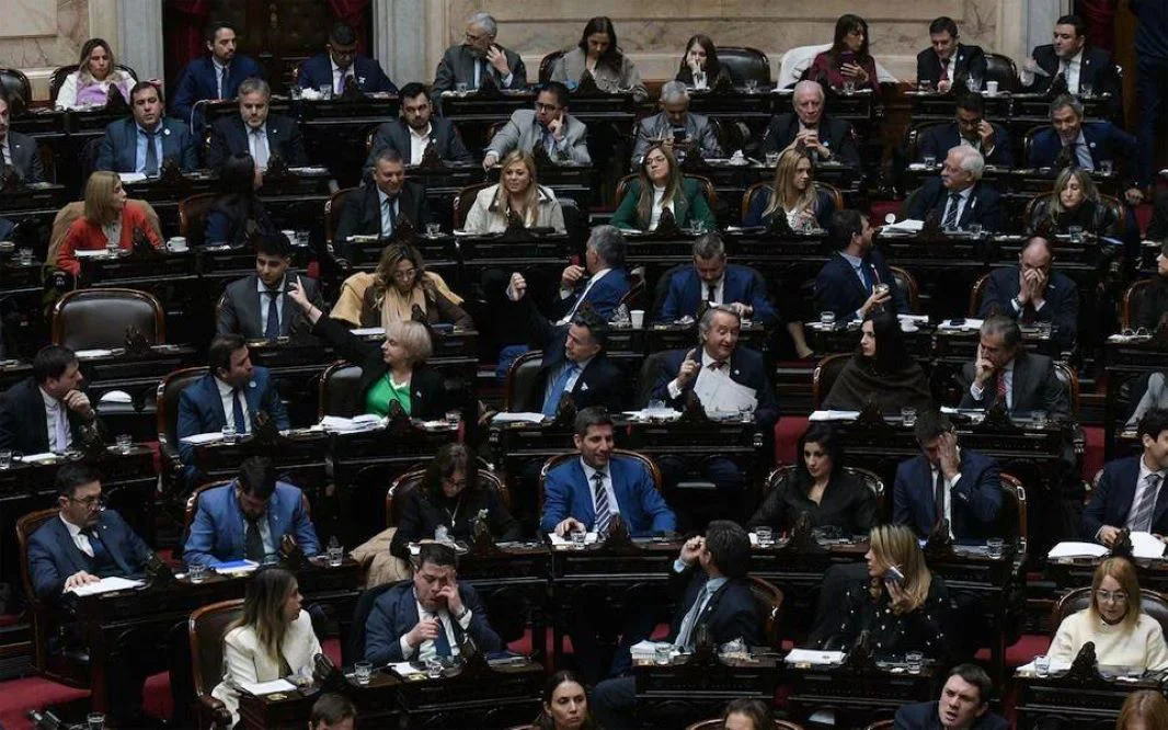 Diputados bY dIPUTADOS aEF