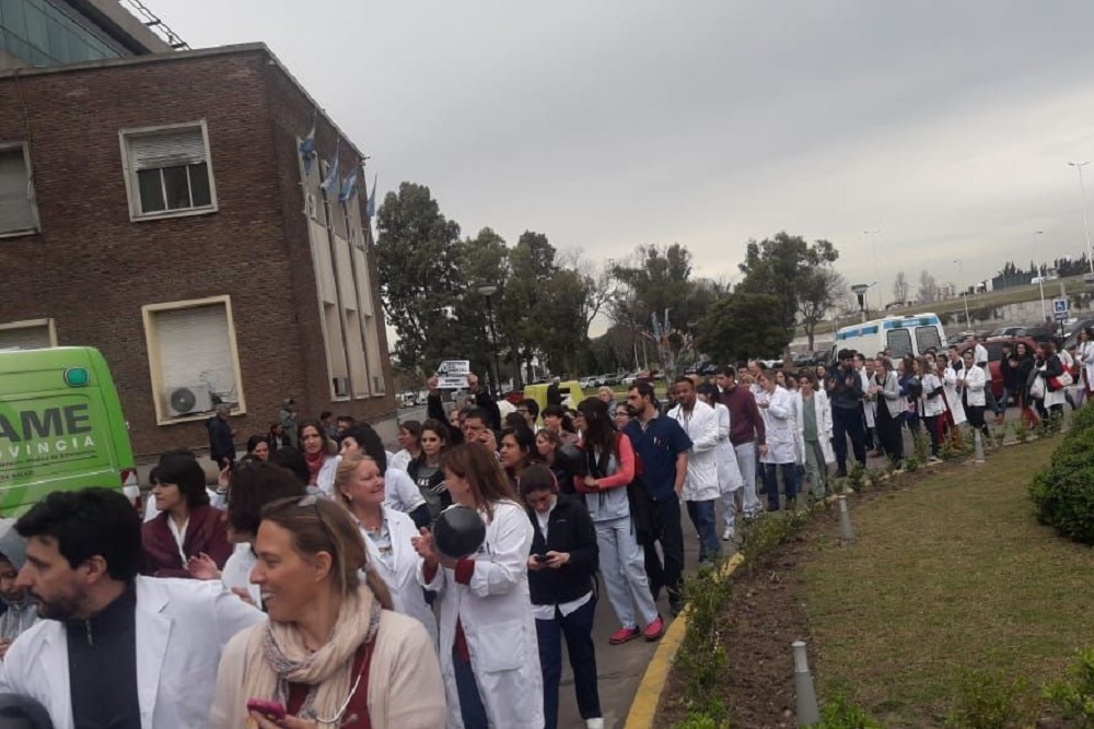 protesta hospital posadas by gentileza