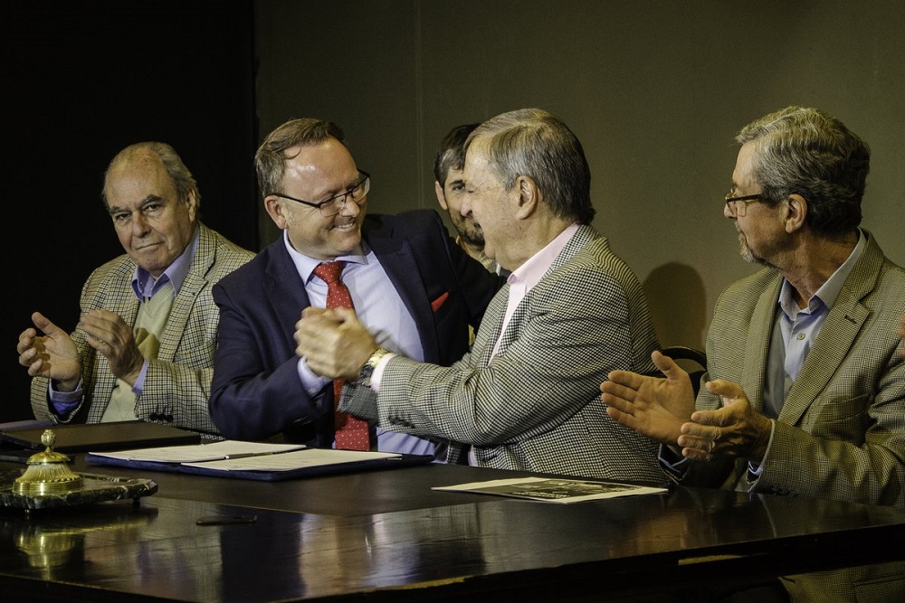 Schiaretti norwegian by prensa Gobierno de Córdoba