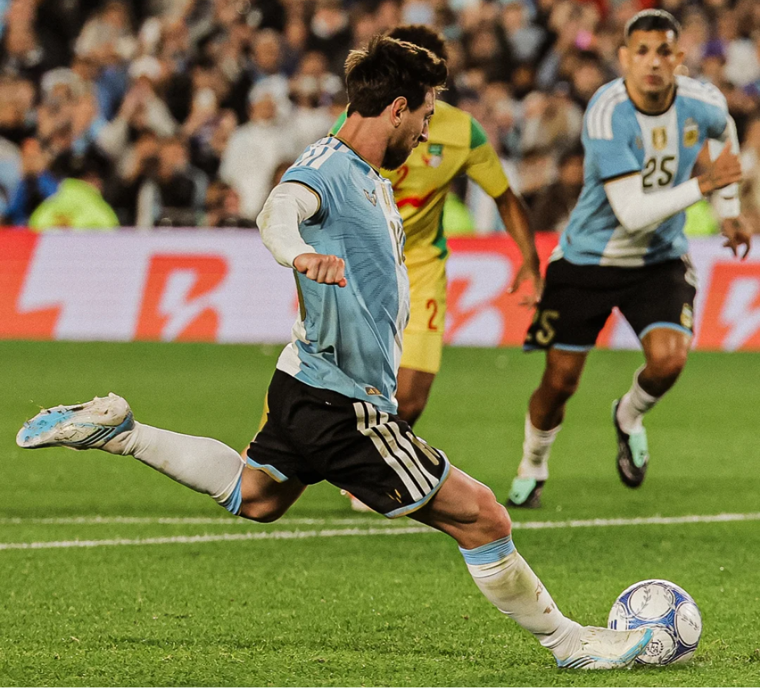 Lionel Messi (Selección Argentina) 4