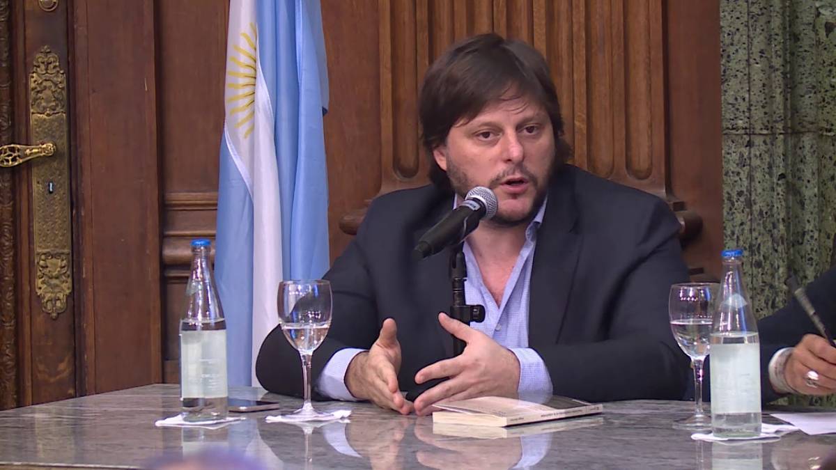 leandro-santoro gentileza
