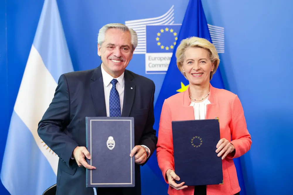 Alberto Fernández y Ursula Von Der Leyen (Alberto Fernández)
